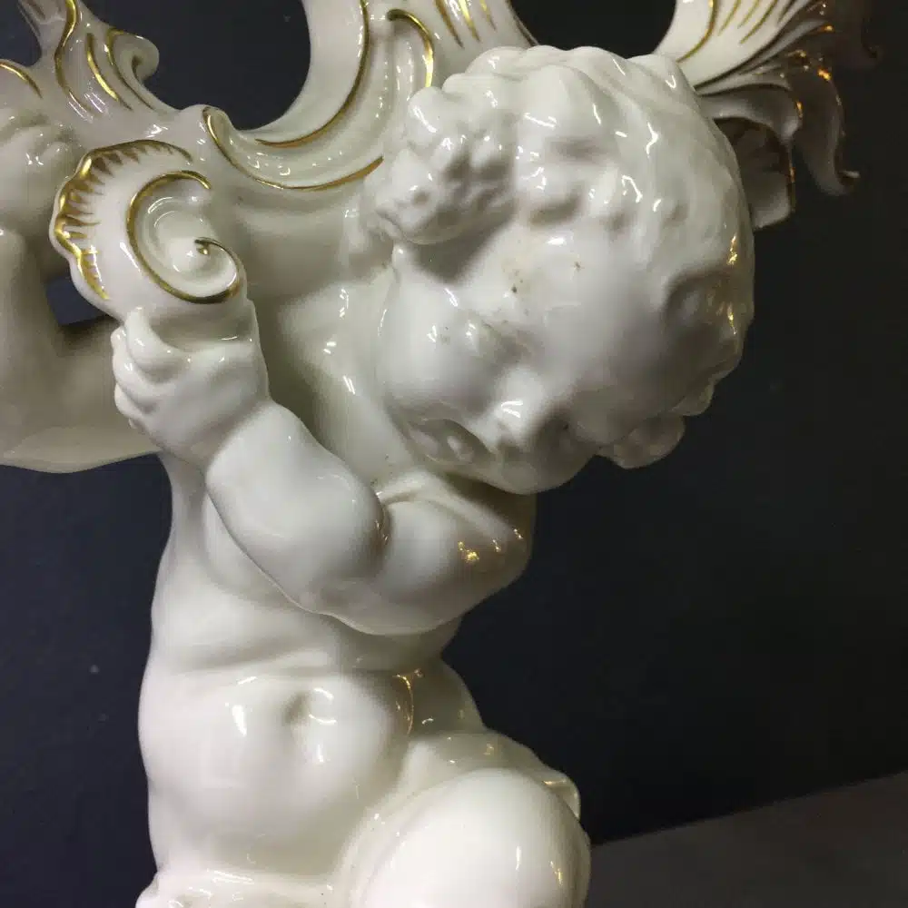 Par de Candelabros en porcelana - Imagen 6