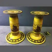 Par de Candelabros Doulton