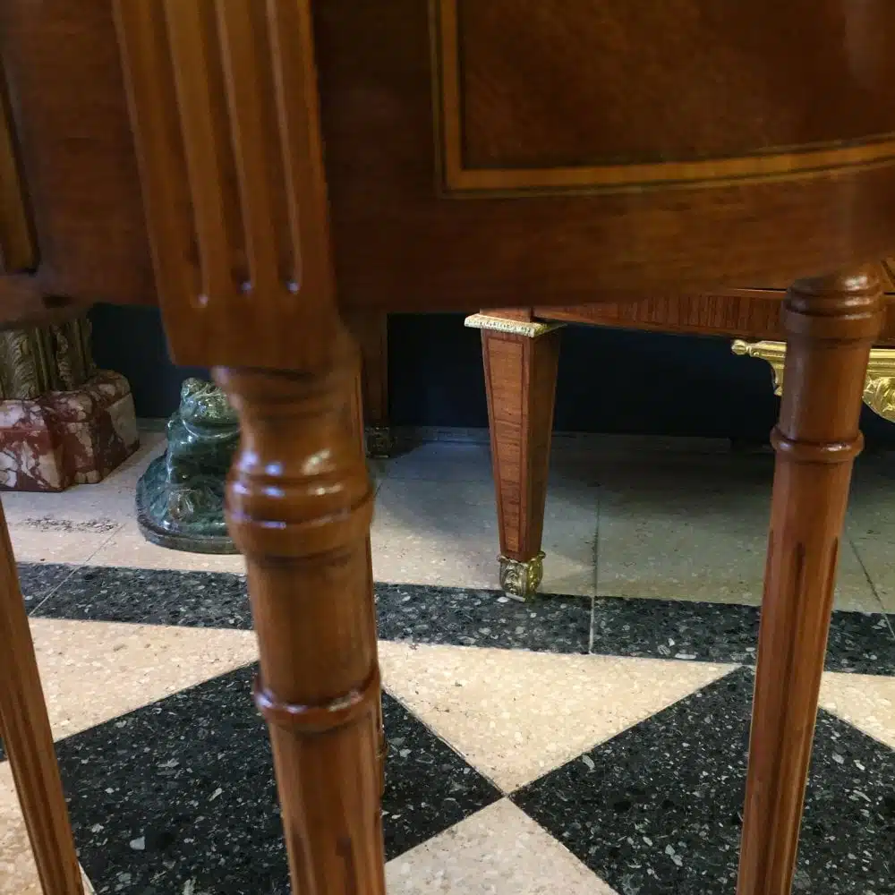 Par de Mesas Bailarinas Luis XVI con Marmol de Carrara - Imagen 4