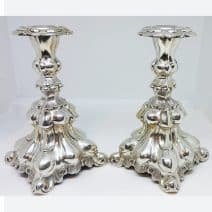 Par de Candelabros estilo Frances 1920